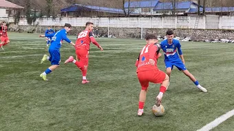 ACSM Reșița a început seria amicalelor cu un test lejer. A învins liderul din Liga 4 Mehedinți și a avut printre marcatori un atacant aflat în probe