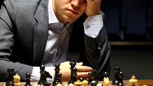 Magnus Carlsen și-a păstrat titlul mondial la șah după unul dintre cele mai spectaculoase meciuri de titlu din istorie. Norvegianul s-a impus la partidele de departajare la șah-rapid, cu 3-1