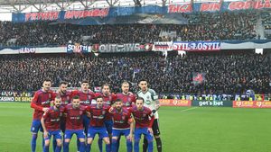 CSA Steaua, probleme cu licența pentru Superliga! Ce s-a găsit în dosarul depus de echipa Armatei | EXCLUSIV