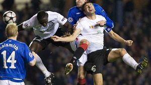 The Scottish Sun: **"Glasgow Rangers, bătaia de joc a Europei!"