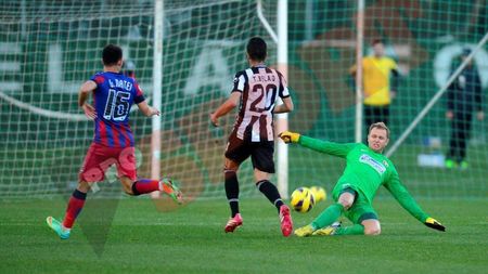 Steaua, fără victorie în 2014. Kapetanos: "Cum să dau gol eu sau Piovaccari, dacă nu ajung mingi la noi? Nu primim pase în fața porții"