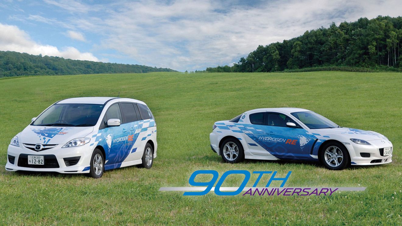 Mazda împlinește 90 de ani