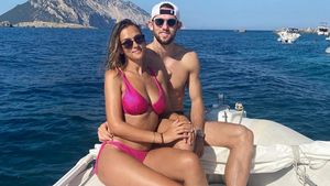 Starul din Serie A și iubita sa româncă Doina petrec Revelionul în Dubai. Plimbare romantică cu barca înaintea Anului Nou | GALERIE FOTO