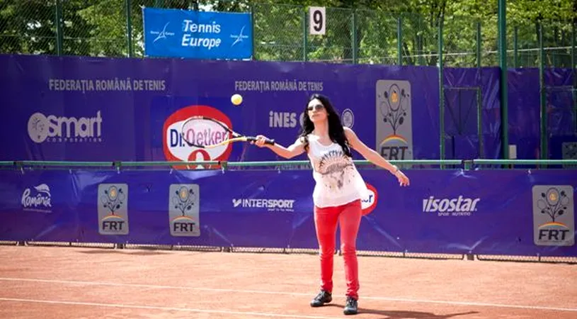 Cântăreața Ellie White a lăsat tocurile și a intrat pe terenul de tenis pentru a-l înfrunta pe campionul european de juniori, Bogdan Borza