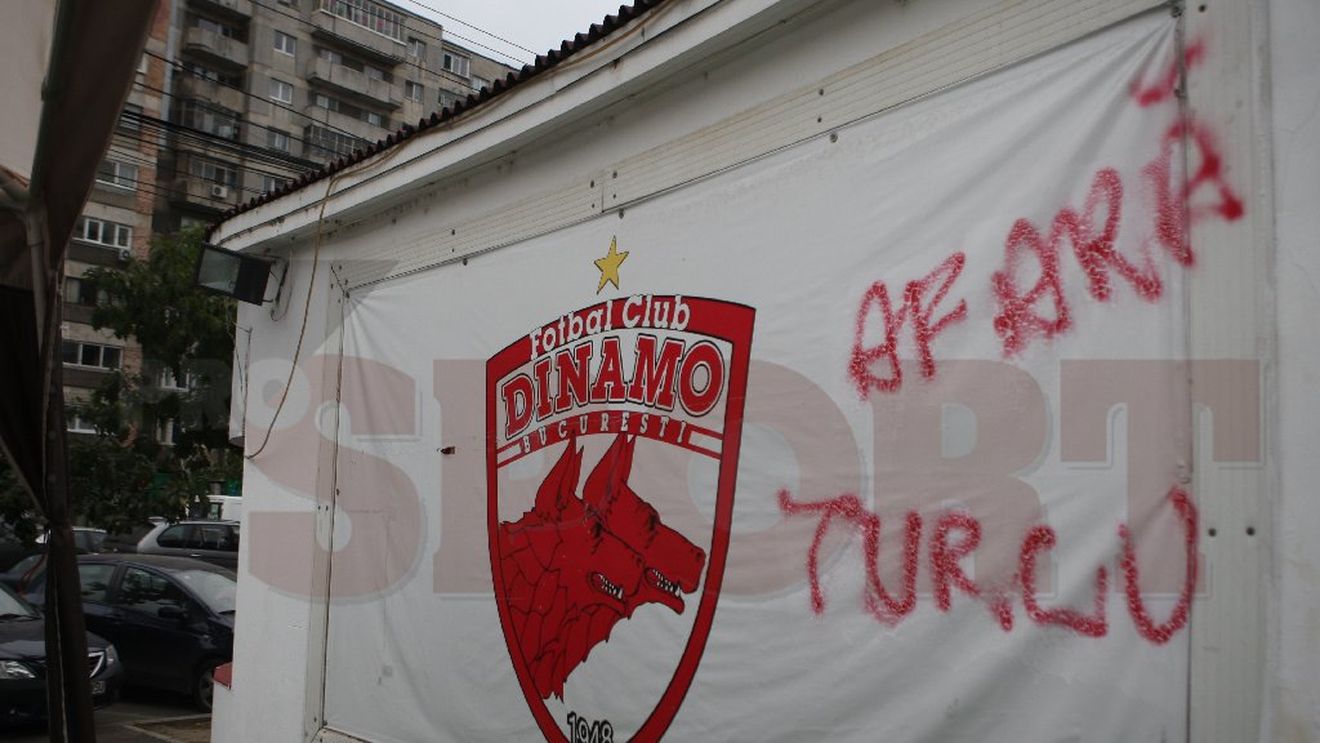 "Câinii" îl alungă pe Turcu de la Dinamo!