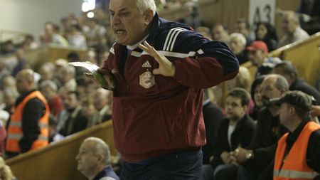 Tadici s-a războit cu familia Târcă