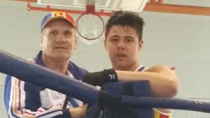 Un român boxează pentru aur la Europenele de cadeți de la Albena. Ploieșteanul Constantin Andrei Alexandru s-a calificat în finala competiției la categoria grea
