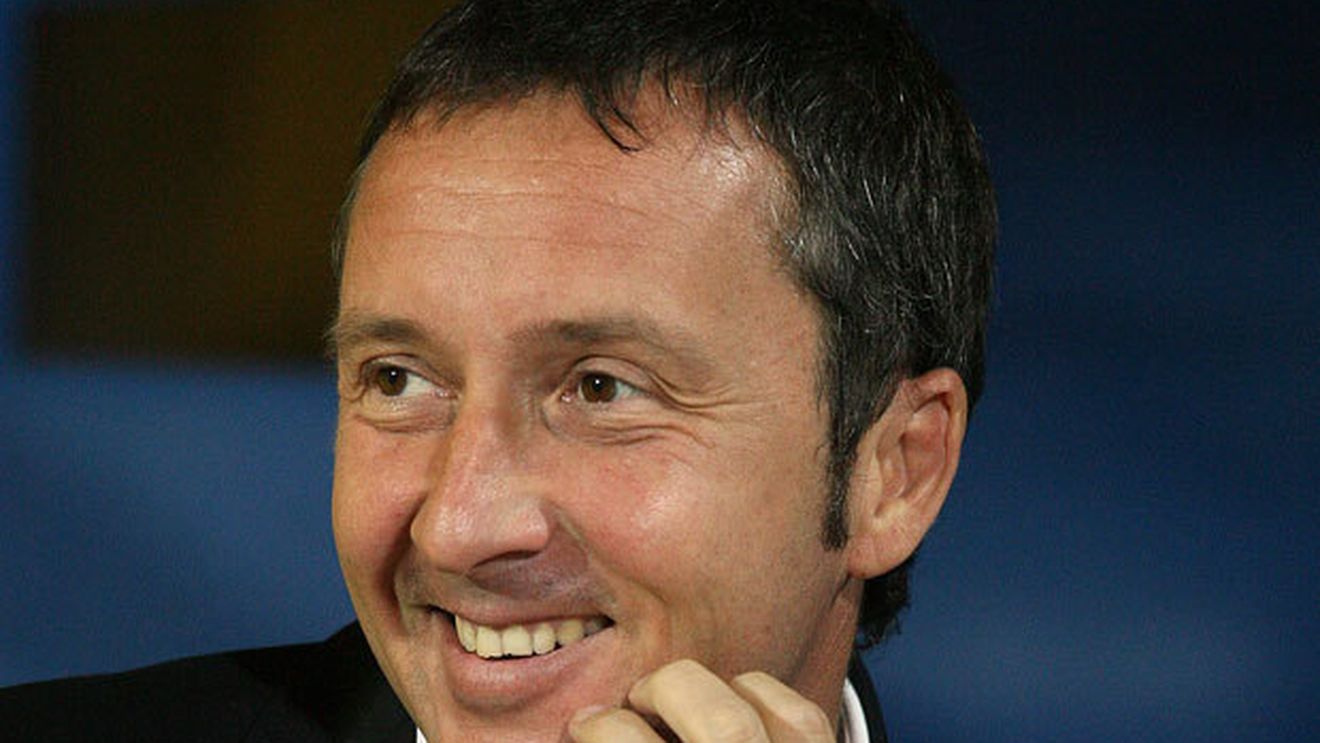 MM a râs de s-a tăvălit când a auzit cine e rivala lui Dinamo!** Managerul a văzut iaurturi în loc de adversari :)