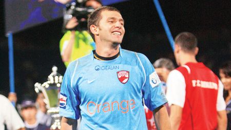 Badea: "Nu se pune problema prelungirii împrumutului lui Lobonț la AS Roma!"