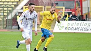 Argeşul forțează promovarea în Liga 1. Unul dintre jucătorii experimentați ai echipei lui Ionuț Badea spune atuurile ”vulturilor” în lupta cu UTA sau Rapid | INTERVIU