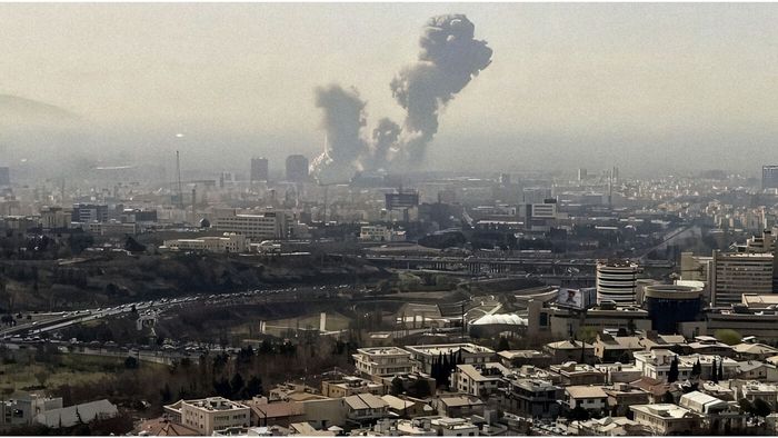 Românul care a jucat la Cupa Mondială din Franța 1998 e prins în Doha după atacul Iranului: „Soția trebuia să plece azi acasă”