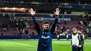 Presa din Qatar exultă după transferul lui Florinel Coman. Cum l-a descris pe fotbalistul român, participant la EURO