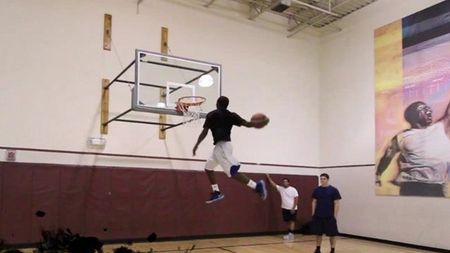 Dunkerul de 1,69 metri care a uimit lumea vine la Wizz Air Sport Arena Streetball