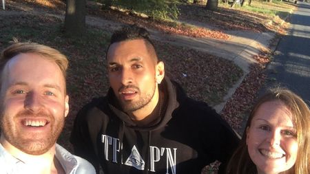 Nick Kyrgios s-a transformat pentru o zi. Cum a ajutat "bad boy-ul" din tenis o femeie în plină stradă