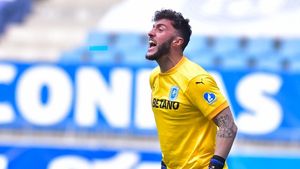 Mirko Pigliacelli poate reveni în Italia, dar „Universitatea Craiova are nevoie de o ofertă corectă”. Ce spune agentul portarului