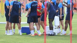 Africanii nu îl uită pe fotbalistul cumpărat cu bani grei de Gigi Becali, dar care nu are niciun minut jucat la FCSB după nouă meciuri! „Trebuie să mai aștepte”