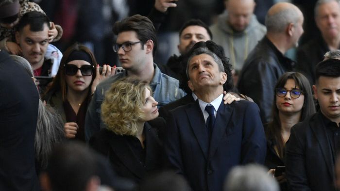 Grecii au reacționat după ce au văzut imaginile cu Răzvan Lucescu în lacrimi. „Fotbalul din România plânge”