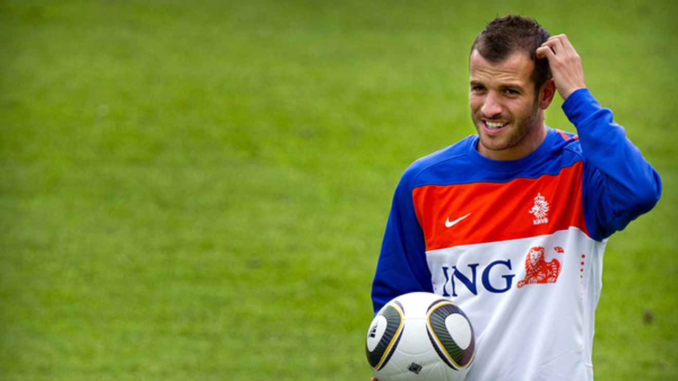 VIDEO Van der Vaart: "Vreau să înscriu multe goluri pentru Spurs!"** Vezi de ce a refuzat-o pe Liverpool