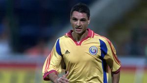 Ionel Ganea pariază că și fiul său ar executa oricând un penalty decisiv. „E curajos. O să devină mult mai bun ca mine”. George e în lotul României U21 la EURO | EXCLUSIV