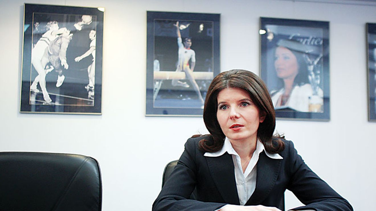 Handbalul, sub baschet!