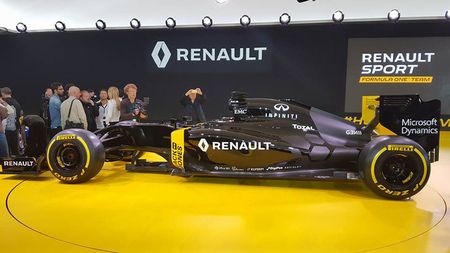 FOTO | Renault și-a prezentat monopostul RS16 pentru Formula 1