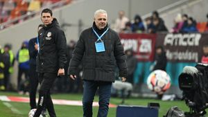 Rapid nu și-a învățat lecția după țepele luate de la FCSB: „Sunt bineveniți!”. Ce fotbaliști vrea Șumudică de la Gigi Becali