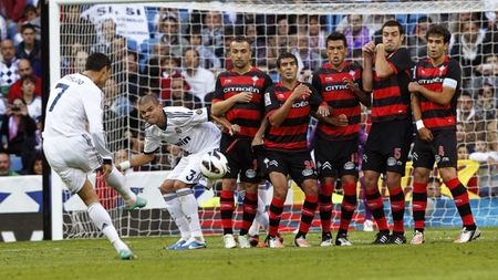 Real a câștigat cu 2-0 cu Celta, Ronaldo a detronat 'diavolii' din Milano:** record incredibil stabilit de "galactici"