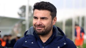 „E o bombă mai mare ca orice transfer al unui fotbalist român din istorie”. Adrian Mutu a rămas uluit de afacerea secolului