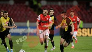 "Mopsul" și liderii!** Dinamo - Ceahlăul 3-2! Alexe, patru goluri în ultimele două etape