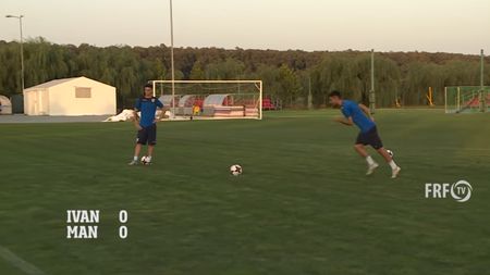 VIDEO | Andrei Ivan și Dennis Man s-au întrecut la penalty-uri, după ce au făcut-o și în Europa League. Cine a câștigat :)
