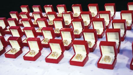 "Frăția inelelor" Cine le va purta anul acesta?