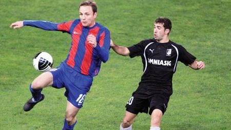 Urmașul lui Belodedici le cere scuze fanilor**: "Locul șapte e puțin pentru Steaua"