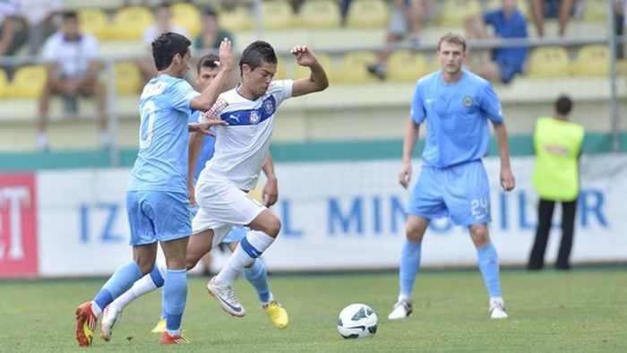"Steaua trebuie să se despartă de șase, șapte jucători și să aducă vreo doi! Iancu nu va prinde echipa"** Iordănescu nu crede în soluția Duarte