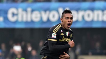 Juventus a refuzat o ofertă primită de la Chelsea pentru fundașul Alex Sandro