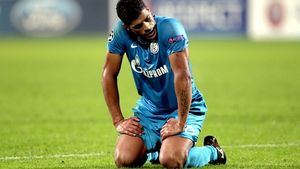 "Veniți și luați-mă!"** Strigătul de disperare al unei vedete de 40 de milioane: Abramovich vrea să îl scape de scandalul în care a intrat