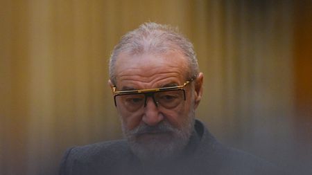 Gigi Becali a intrat prin telefon, iar legenda Stelei a avut o reacție dură: „Am fost un prost că am crezut în tine!”