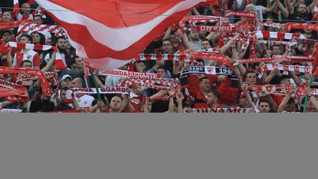 Incidente la finalul derby-ului! Iritați de fanii FCSB-ului de la tribuna a doua, dinamoviștii au sărit la bătaie. Ce s-a întâmplat după fluierul final pe Arena Națională