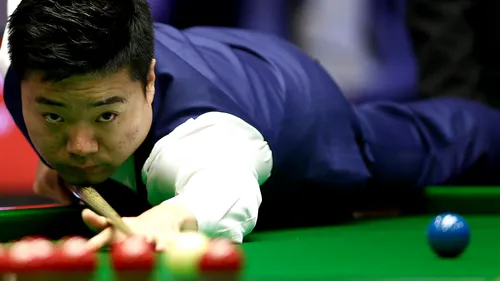 SNOOKER | Favoriții nu au lăsat loc de surprize în prima zi a Campionatului Regatului Unit. Ding, Trump și Hawkins au acces în turul secund