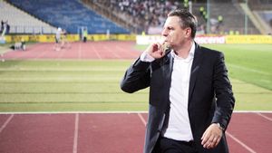 Șumudică, dezvăluiri UIMITOARE: "Marius Constantin arunca berea când parca mașina!** Mesteca 5 gume să nu-l miros"