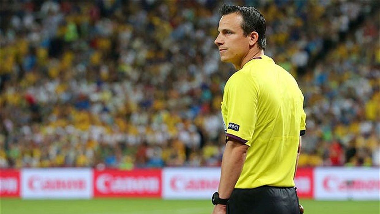 Ungurul Istvan Vad arbitrează meciul Molde-Steaua din Liga Europa