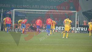 Nu i-au lăsat să uite!** FOTO Mesajul care a răsucit cuțitul în "rana" Stelei la Brașov! Cum au fost întâmpinați jucătorii lui Reghe