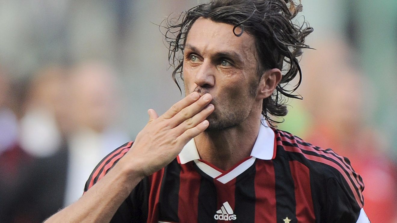 FABULOS | Paolo Maldini continuă să scrie istorie: fostul căpitan al lui Milan s-a apucat de tenis! Englezii nu știu ce să mai creadă: "Wimbledon, următoarea oprire?"
