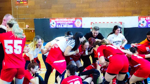 Nebunie la Iași! CSM Iași 2020 a promovat în prima ligă de handbal feminin după o pauză de 23 de ani. CSM Slatina, a doua echipă promovată direct