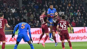 Primul fotbalist pe care CFR Cluj îl dă afară. E un nume important, iar fostul președinte a început să spună ce se întâmpla, de fapt, în interiorul clubului