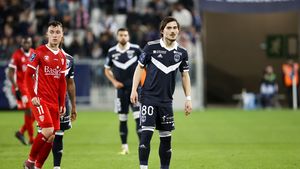 Alexi Pitu, lăudat în Franța în ciuda faptului că nu s-a impus ca titular la Bordeaux: „Un as în mâneca antrenorului! Transferul a fost o idee bună”