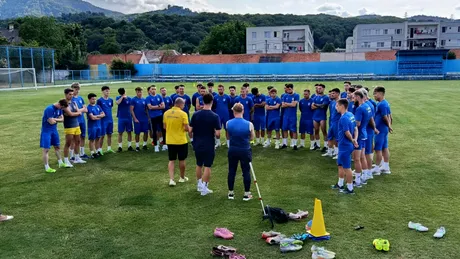 Pietrele prețioase ale Coronei: Alex Mateiu, Bogdan Rusu, Rareș Enceanu și Andrei Lascu. Marian Constantinescu a avut 37 de jucători la reunirea brașovenilor. Budescu ar vrea să joace și el sub Tâmpa
