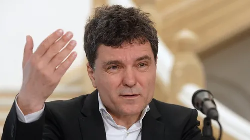 Nicușor Dan i-a răspuns direct lui David Popovici, după ce campionul olimpic a reproșat condițiile greu de suportat de la bazinul „Lia Manoliu”. Primarul Bucureștiului a avut un mesaj categoric