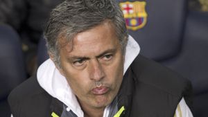 Mourinho, atac VOALAT la centralul Teixeira!** "A fost foarte dificil, deoarece jucătorii mei au avut un dezavantaj"