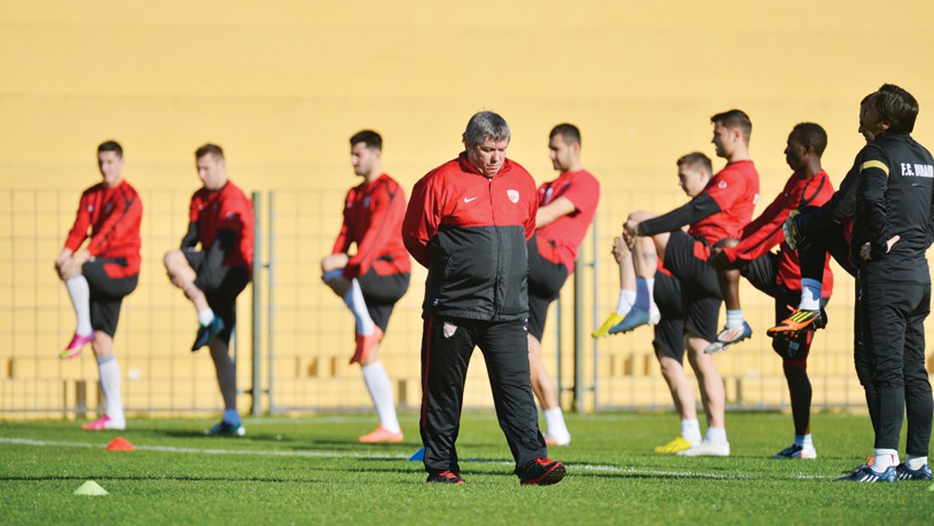 Ori pleacă, ori urcă în tribună! Țălnar va rămâne în staff-ul tehnic al "câinilor"
