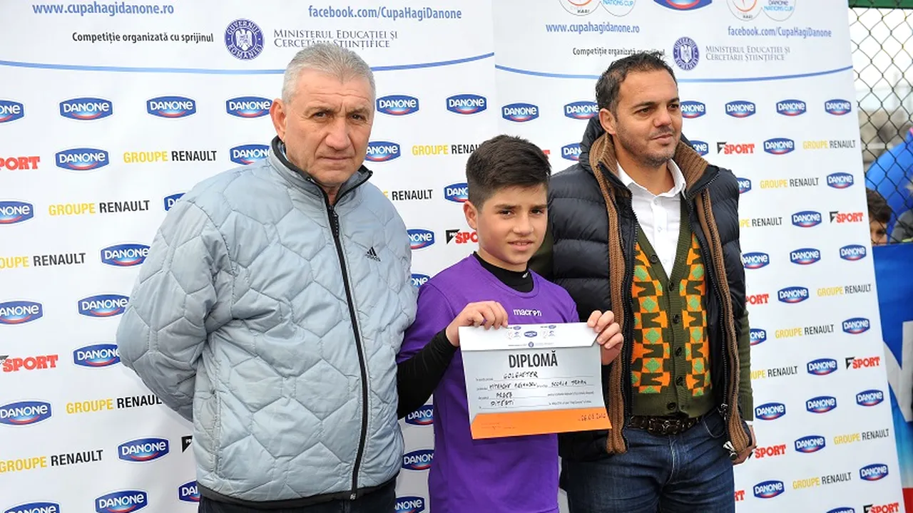 Nepotul lui Ilie Bărbulescu, campion la Cupa Hagi și premiat chiar de bunicul lui, fostul fundaș al Stelei 